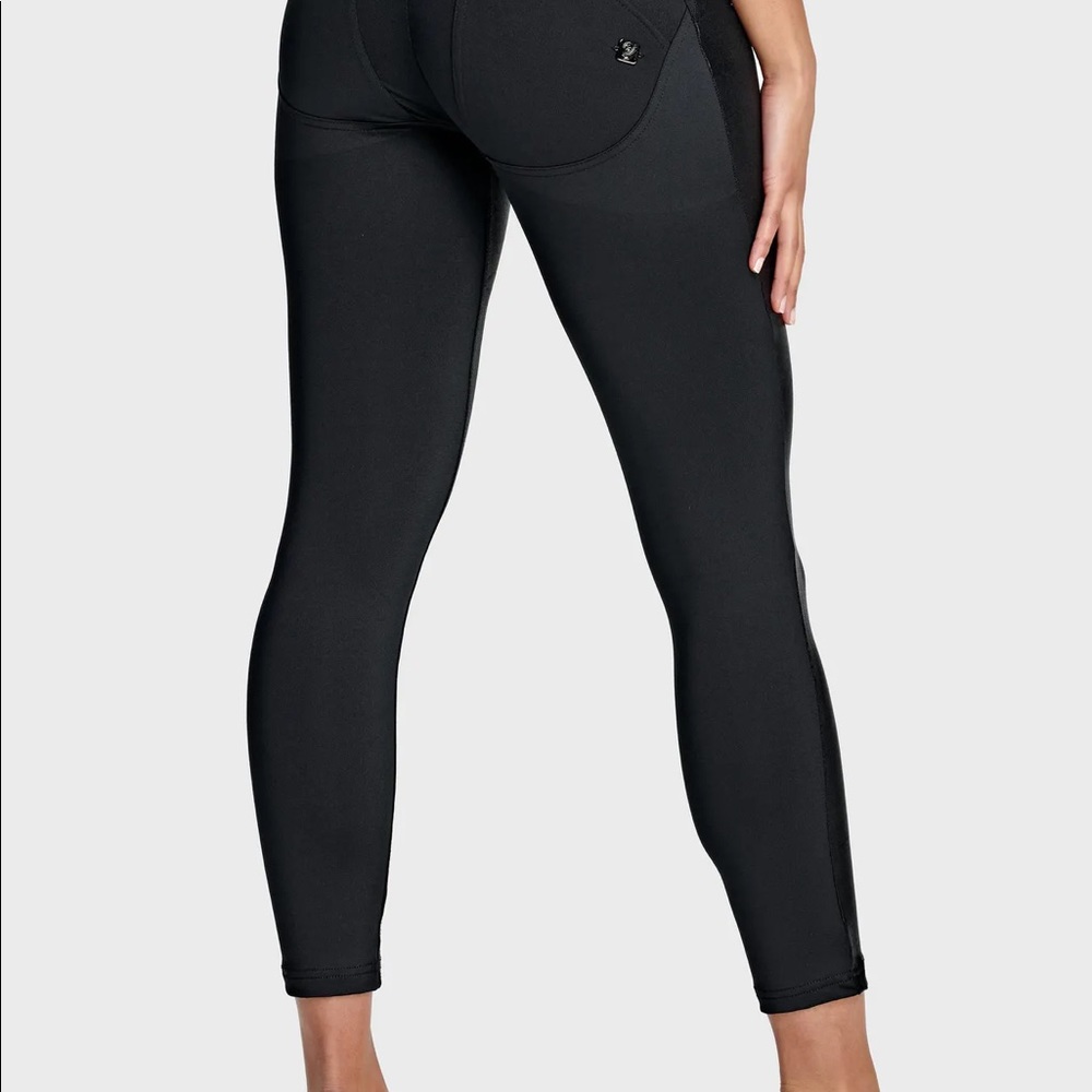 Freddys dress like pants. Size L which is an 8